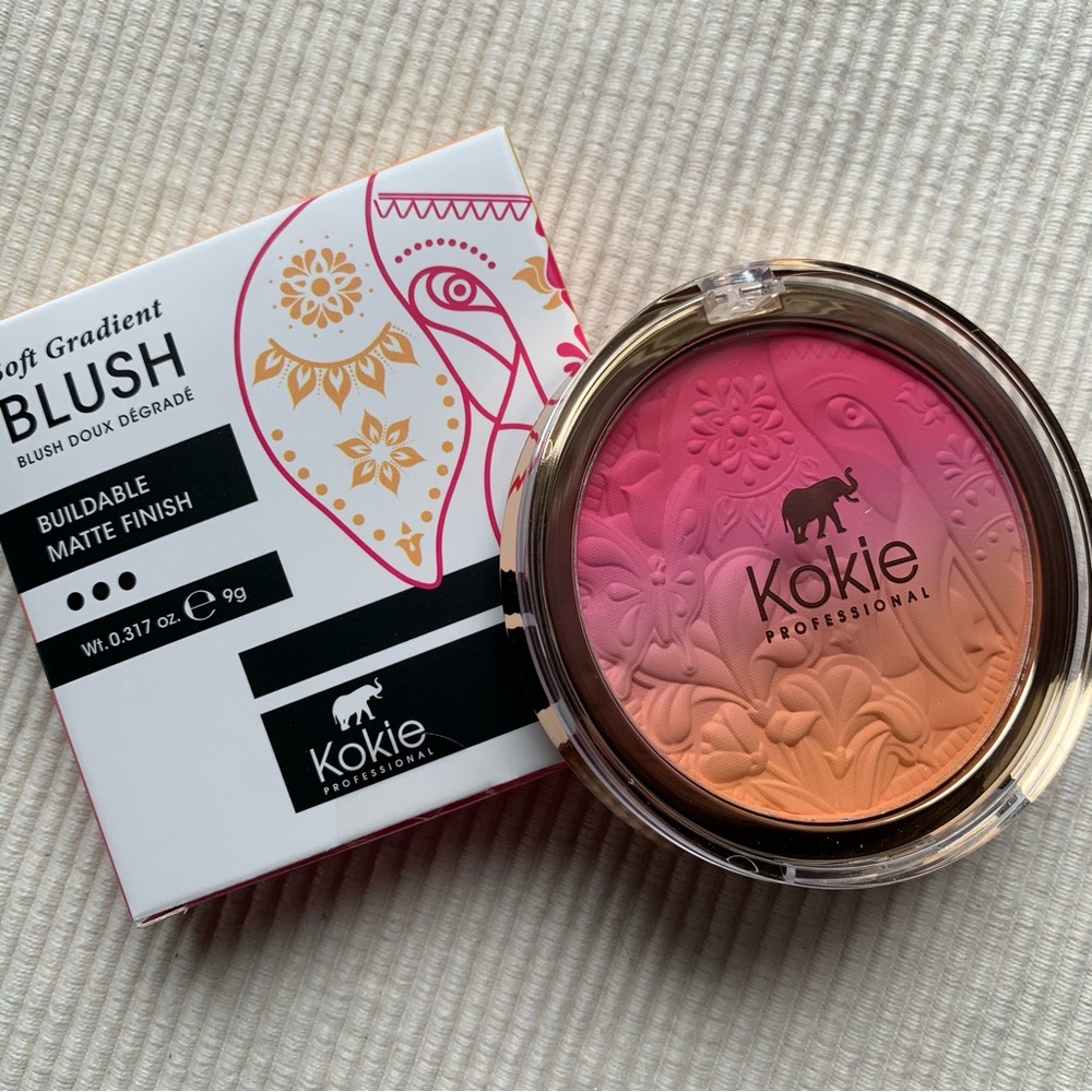 Kokie Soft Gradient Blush 
SHADE : BL04 STAR-CROSSED